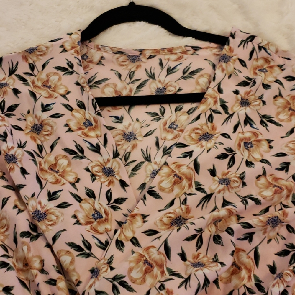 Short Romper - Picture 5 of 6